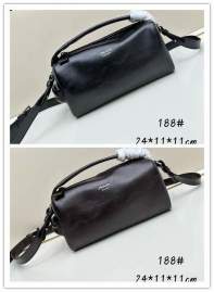 Picture of Prada Handbags _SKUfw191833906fw